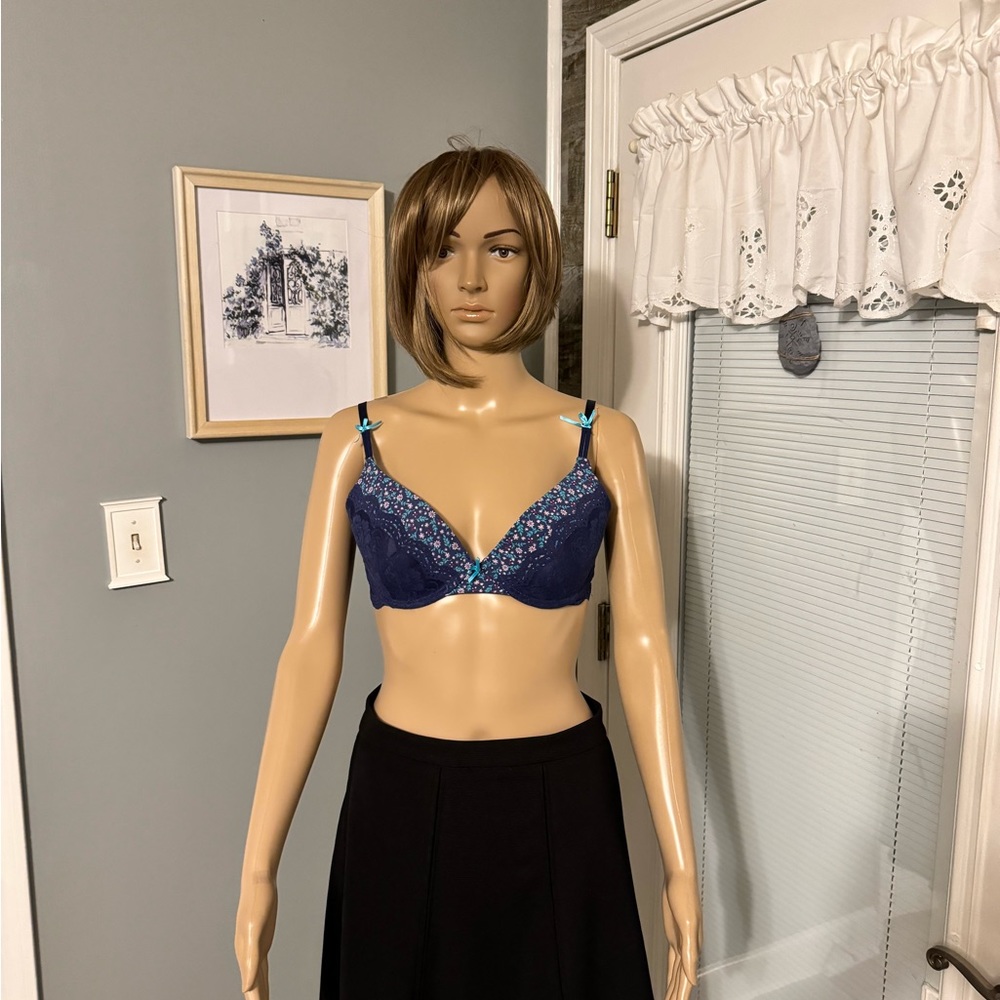 Jessica Simpson Bra SZ 36C‎